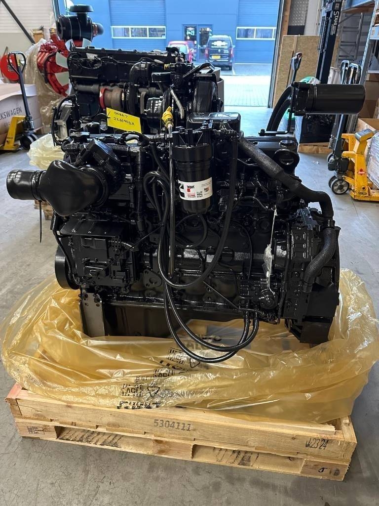 Cummins B6.7 FR95884