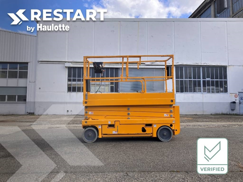 HAULOTTE COMPACT10 N - NEW BATTERIES 2 NEW WHEELS