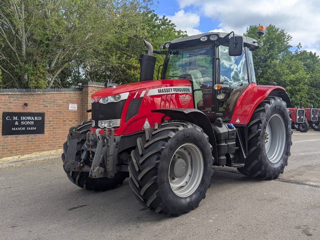 Massey Ferguson 7618