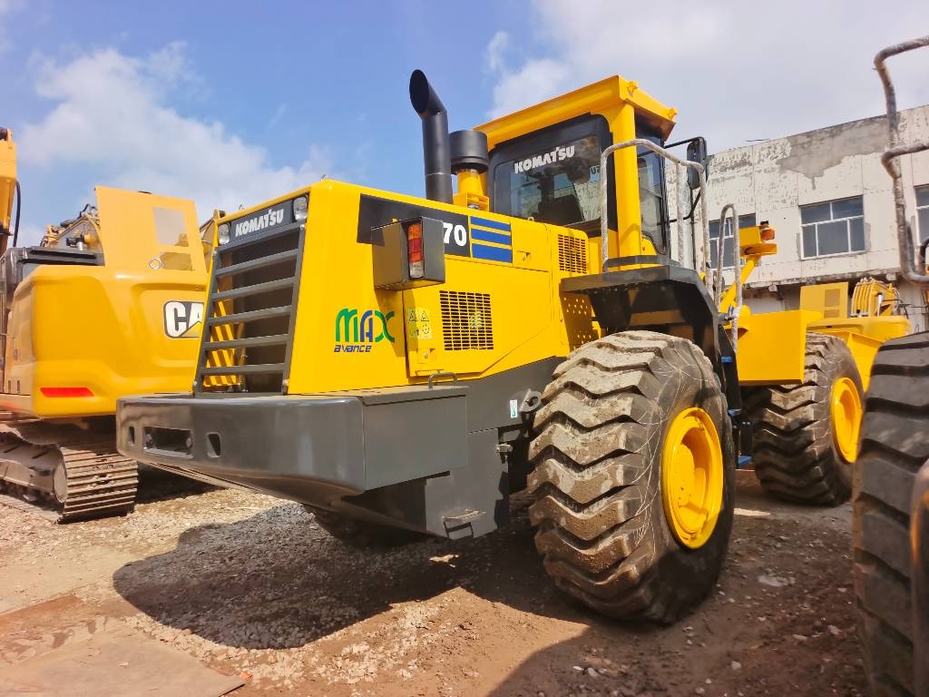 Chargeuse sur pneus Komatsu WA 470 made in Japan — occasion 2024, 130 h