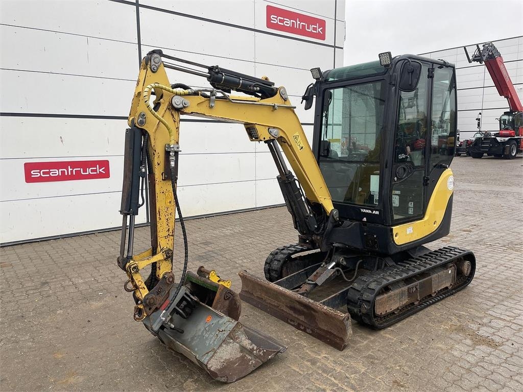 Pelle sur pneus Yanmar SV22 — occasion 2018, 2 643 h