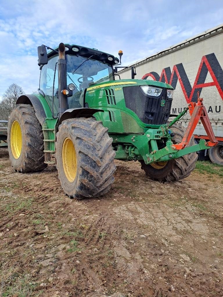 John Deere 6190R