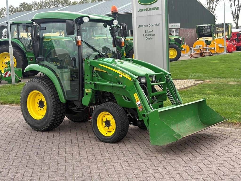 Tracteur agricole John Deere 3720 — occasion 2008, 433 h