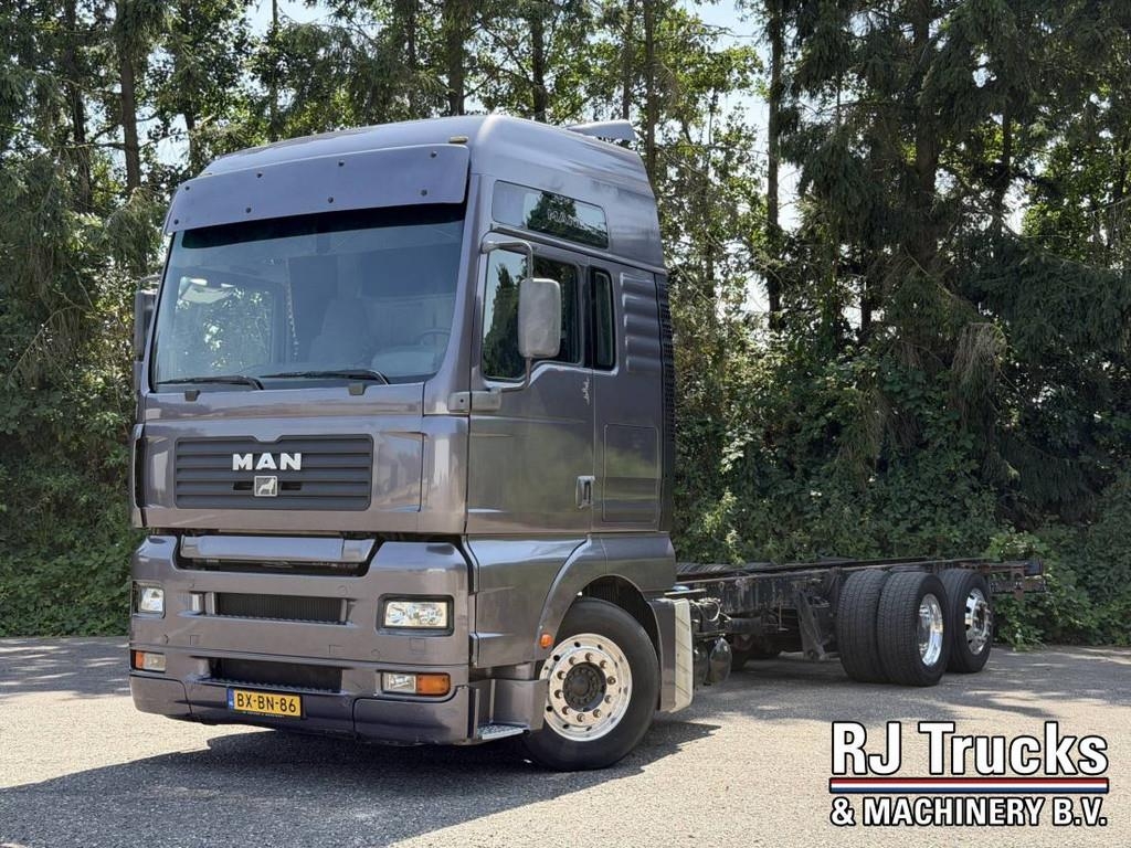 MAN TGA 26.410 XXL 6x2 - Chassis | Retarder | Alcoa |