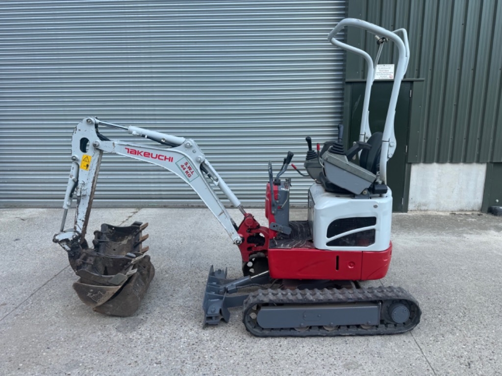 Takeuchi TB 210