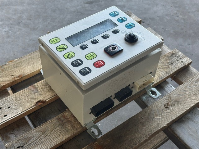 McCloskey screener display 04784