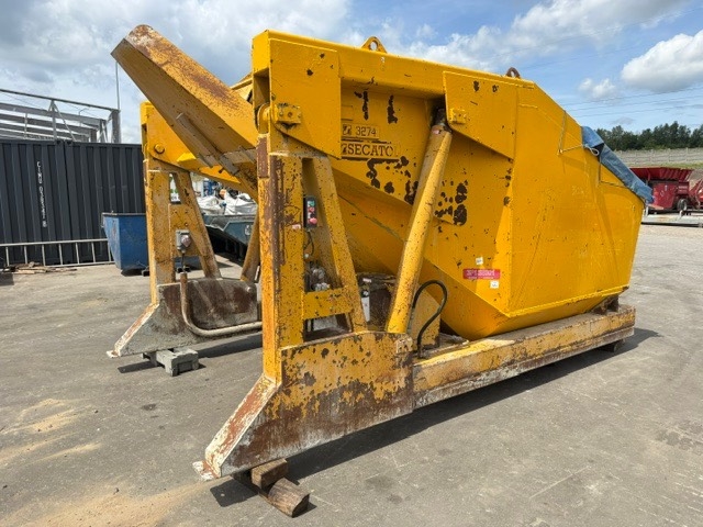Benne 141.5 DISTRIBUTOR SILO 6M3