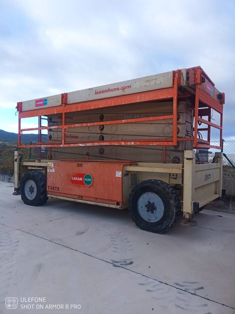 JLG 245-25