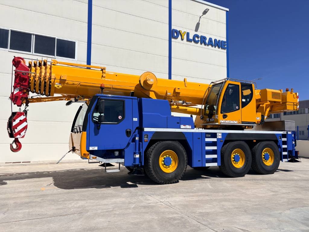 Grue tout-terrain Liebherr LTM 1060-3.1 — occasion 2015