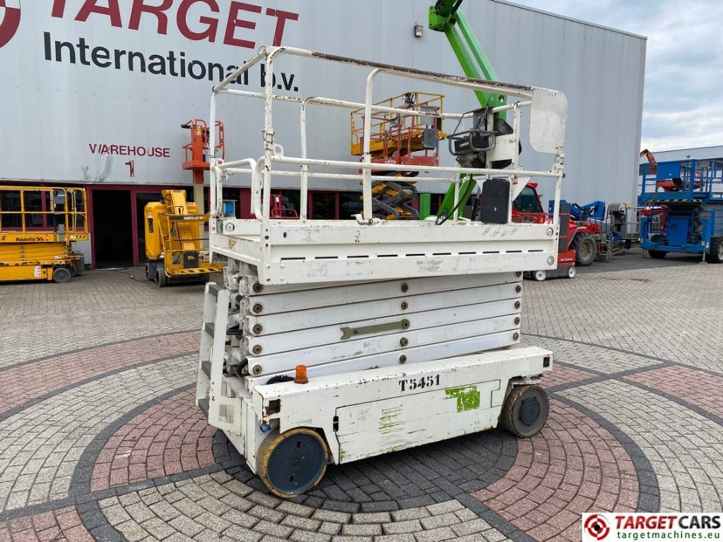 Iteco IT12122 Electric Scissor Work Lift 1390cm DEFECT