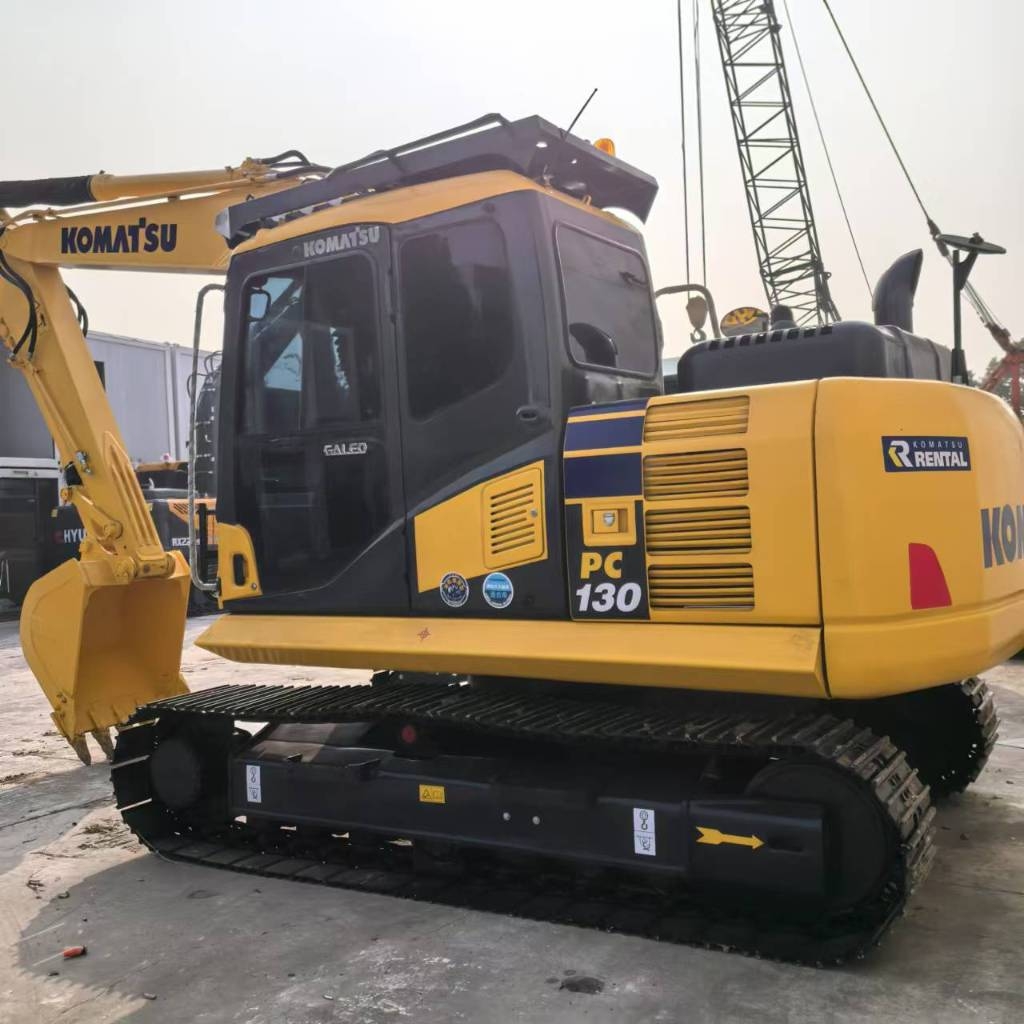 Komatsu PC 130