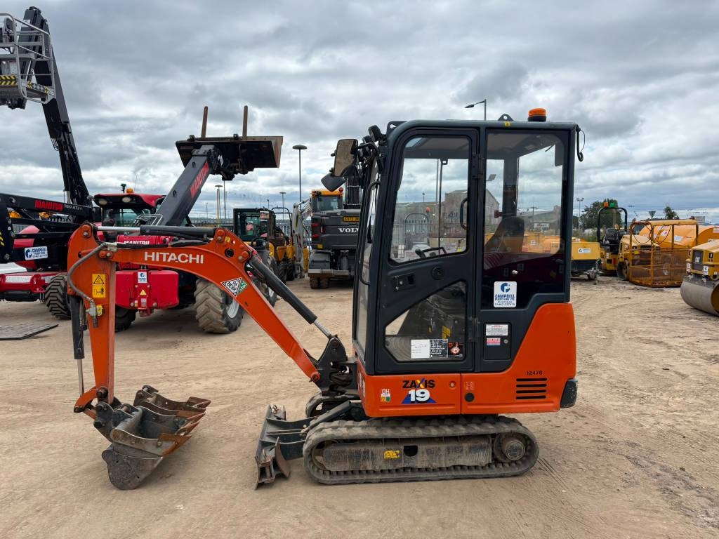Hitachi ZX 19-6