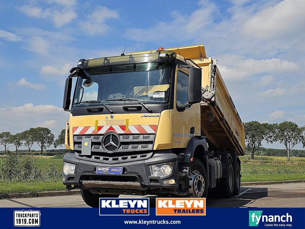 Camion benne Mercedes-Benz ACTROS 2643 — occasion 2015