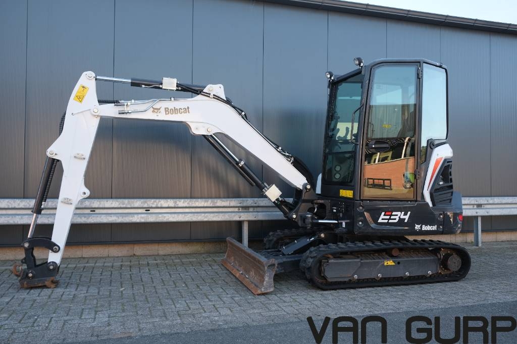 Mini-pelle Bobcat E34 | 2022 | 420h — occasion 2022, 420 h