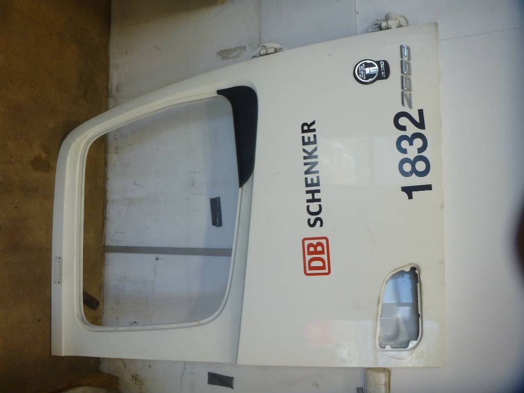 Mercedes-Benz Actros, Dörr A 960 720 62 03