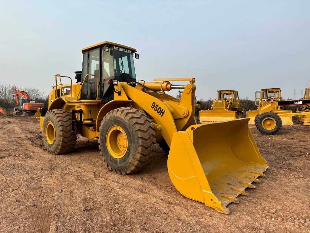 Chargeuse sur pneus Caterpillar 950H — occasion 2020, 950 h