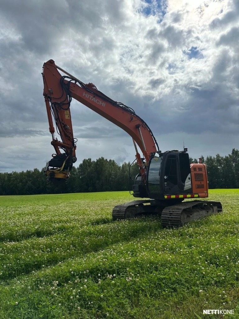 Hitachi ZX 225 US LC-6