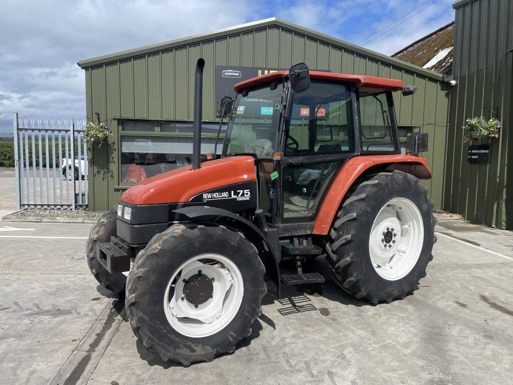 New Holland L 75