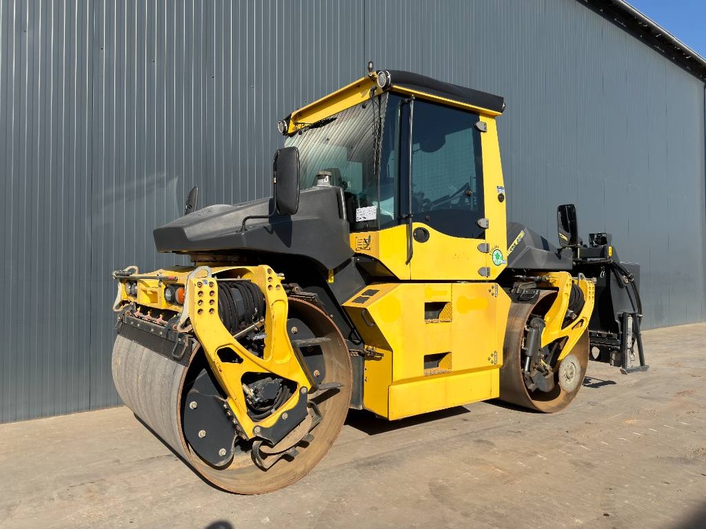 Rouleau monocylindre Bomag BW174AP-4i AM — occasion 2014, 3 653 h