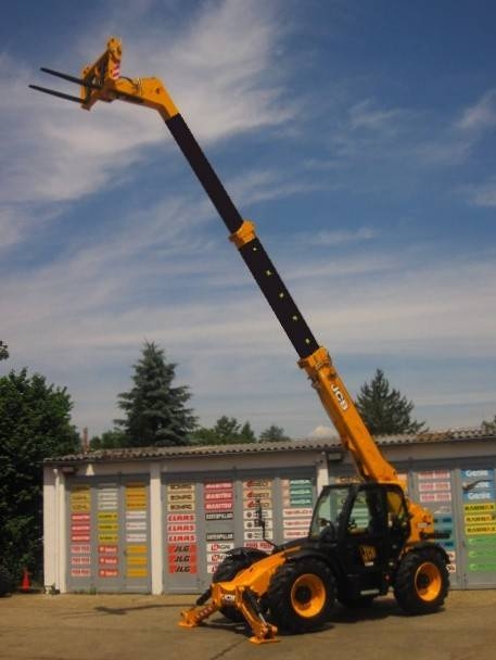 Chariot télescopique JCB 533 - 105 4x4x4 - 10.2m / 3.3t. - vgl. MT 1030 — occasion 2008, 3 571 h