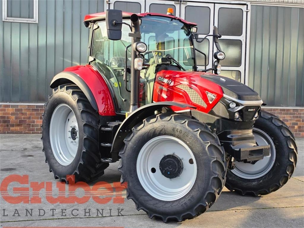 Case IH Farmall 100 M 16x16