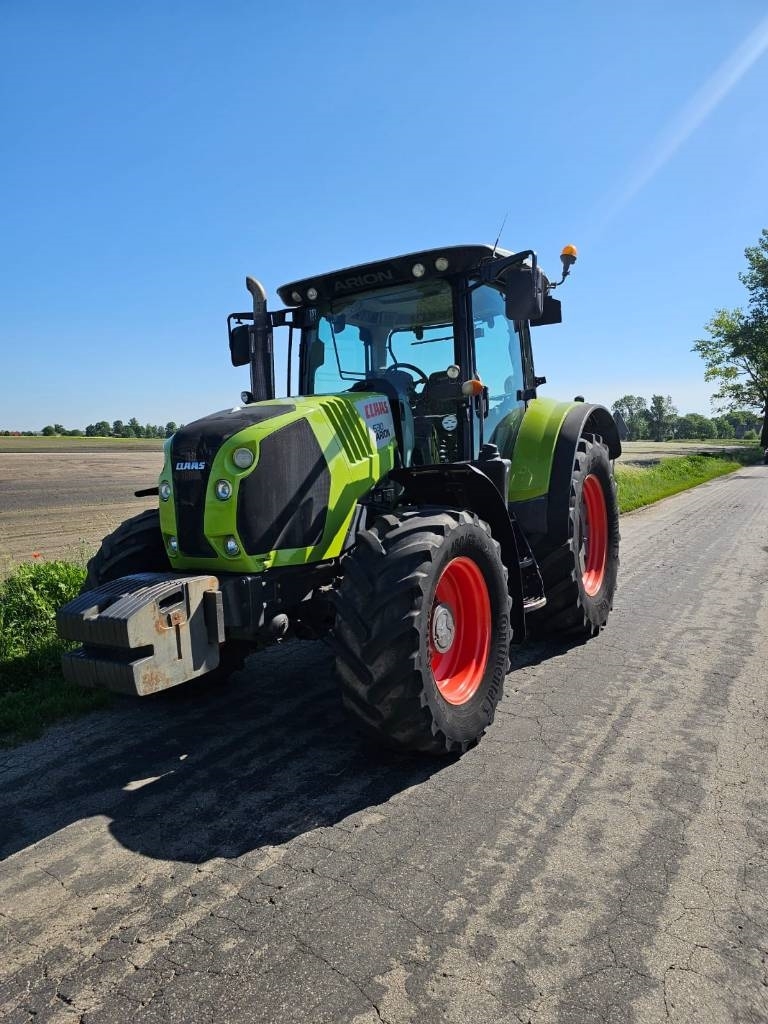 CLAAS Arion 530