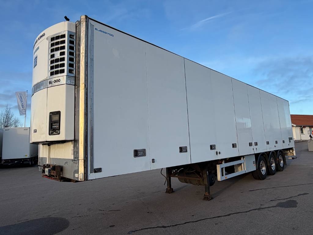 Bussbygg Skåptrailer, Öppningsbar sida, RWU700
