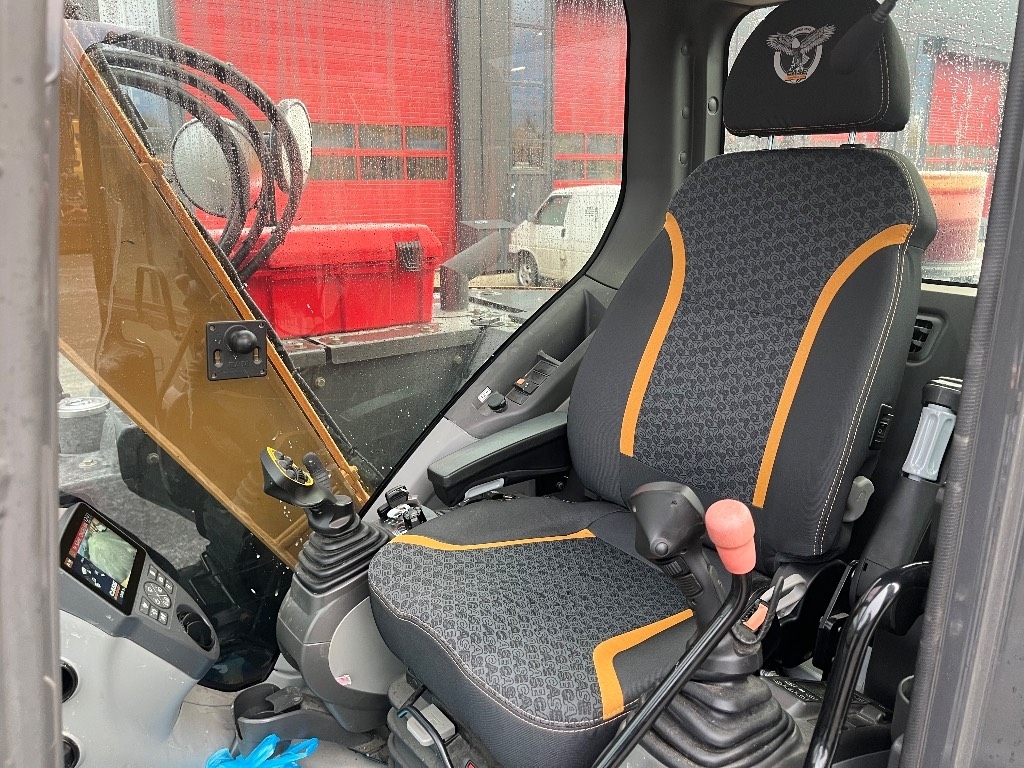CASE CX 85 D / Engcon, Vödör, Zsír kuva 17
