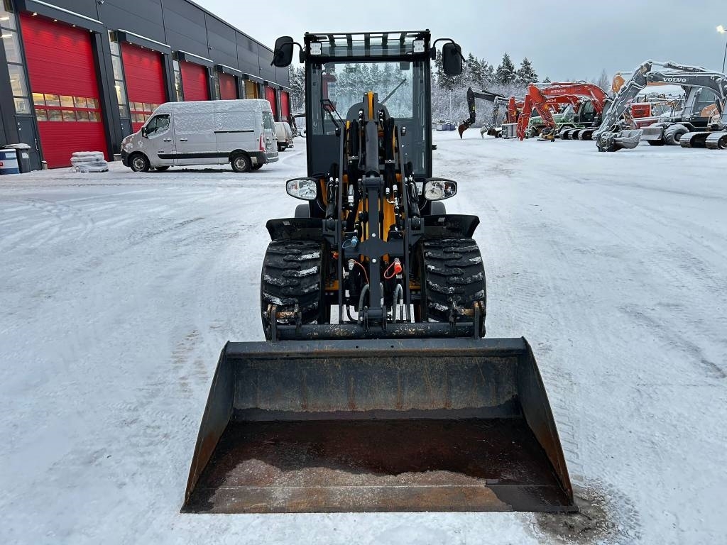 JCB 403 Plus / Utjämningsskopa, Värmare, lite använd! kuva 3