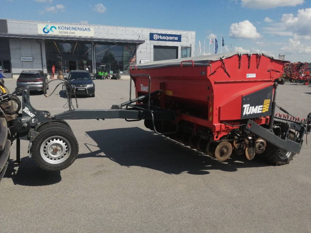 Tume HLK3000JC Jyräcombi