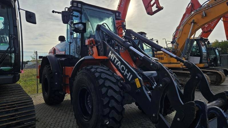 Hitachi ZW180PL-7