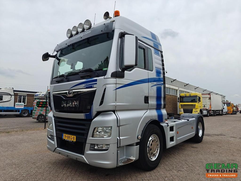 MAN TGX 18.420 4x2 XL Euro6C - Retarder - Skirts - Hyd