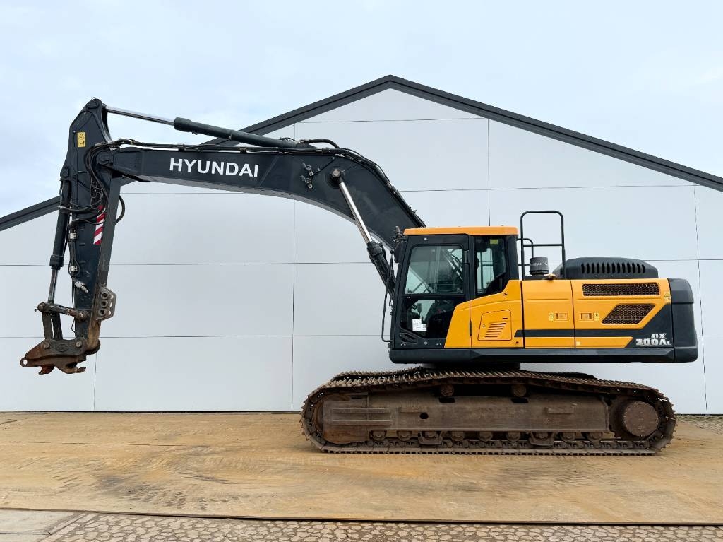 Hyundai HX300AL - Quick Coupler / 360° Camera