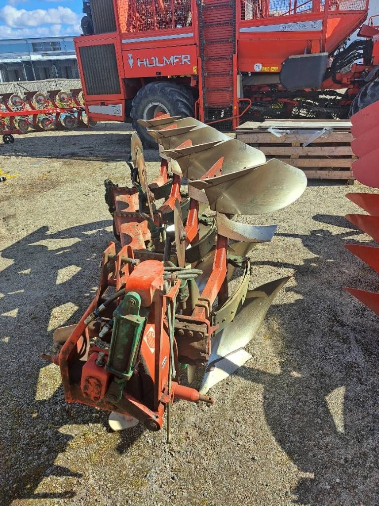 Kverneland E-120-4