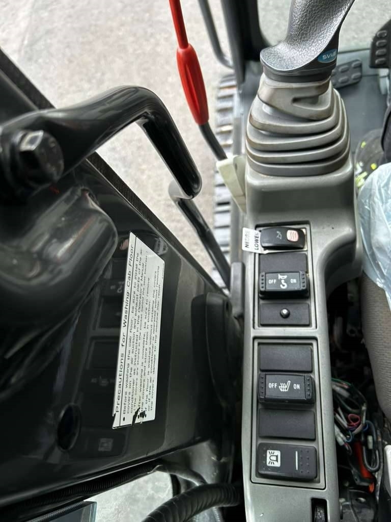 Hitachi ZX 225 US LC-5 /MYYTY , SOLD kuva 25