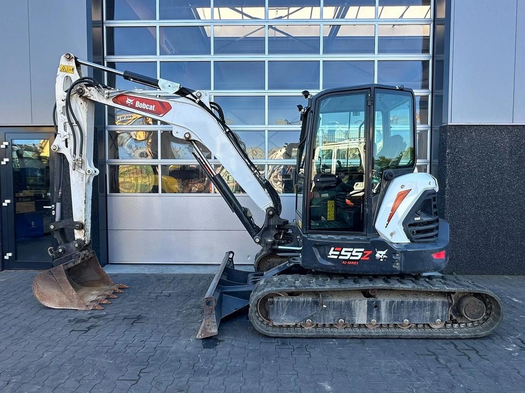 Mini-pelle Bobcat E55z — occasion 2023, 819 h