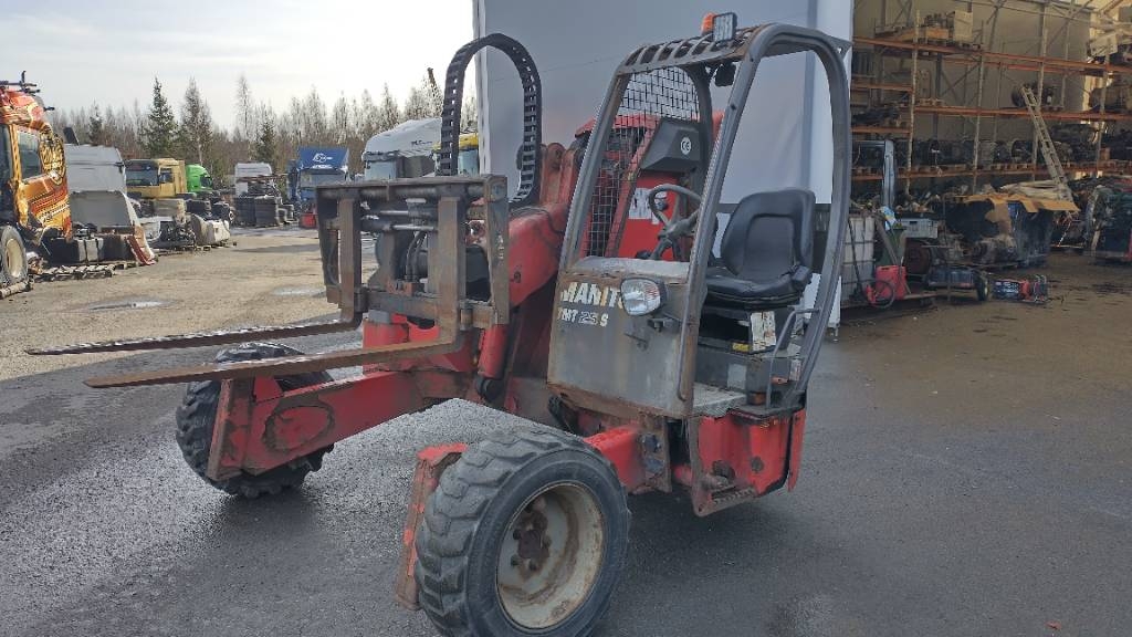 Manitou TMT S25, perärukki