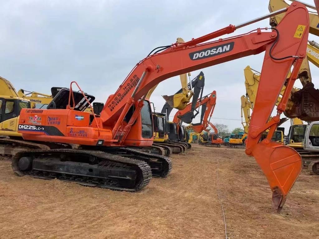 Doosan 225 LC-7