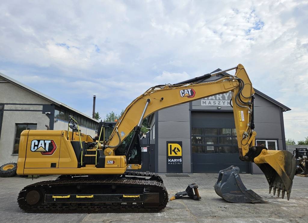 CAT 320