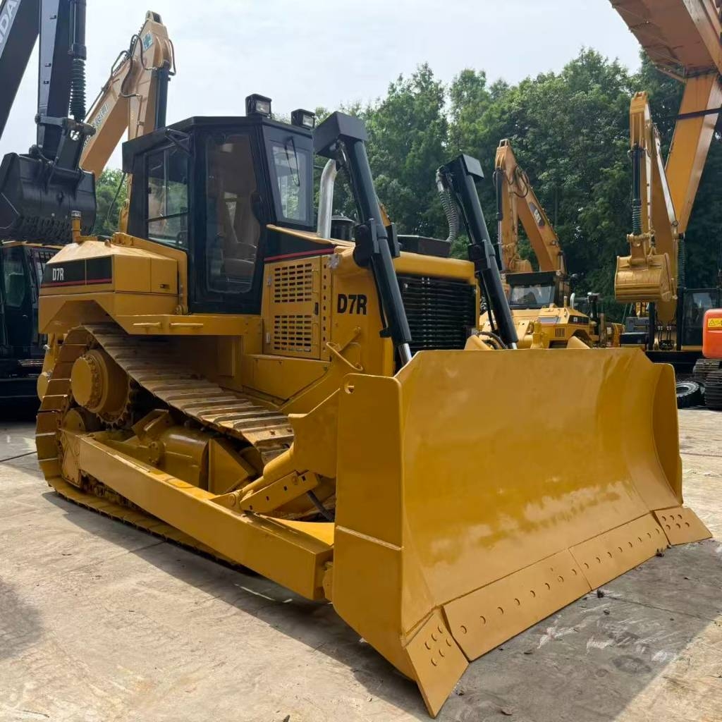 CAT D7R