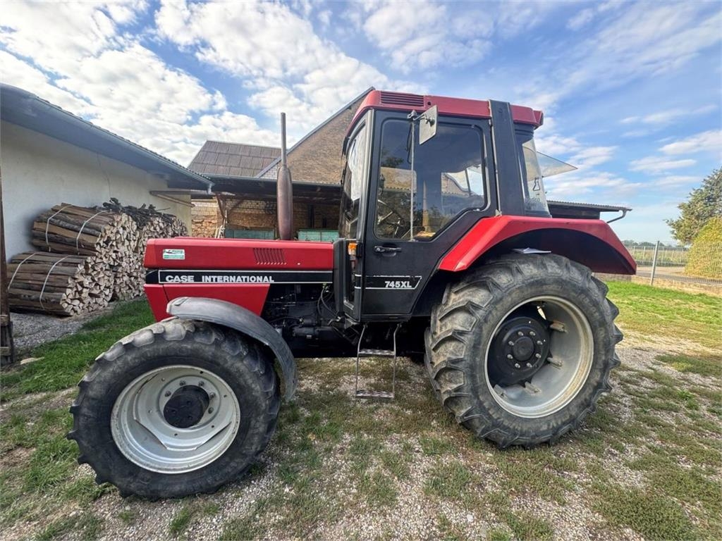 Tracteur agricole Case IH 745XL Allrad — occasion 1986, 5 910 h