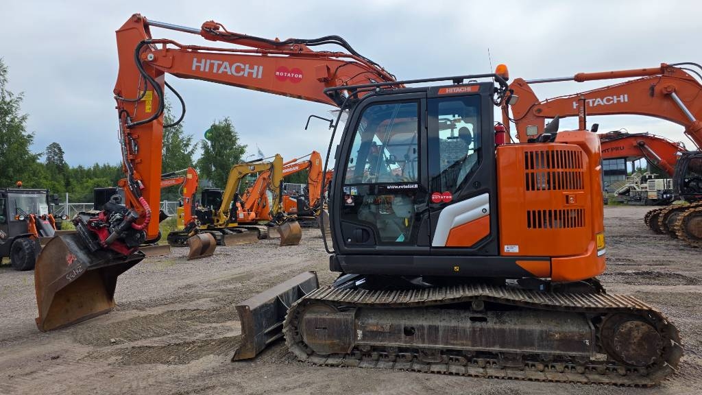 Pelle sur chenilles Hitachi ZX135US-7 — occasion 2022, 5 920 h