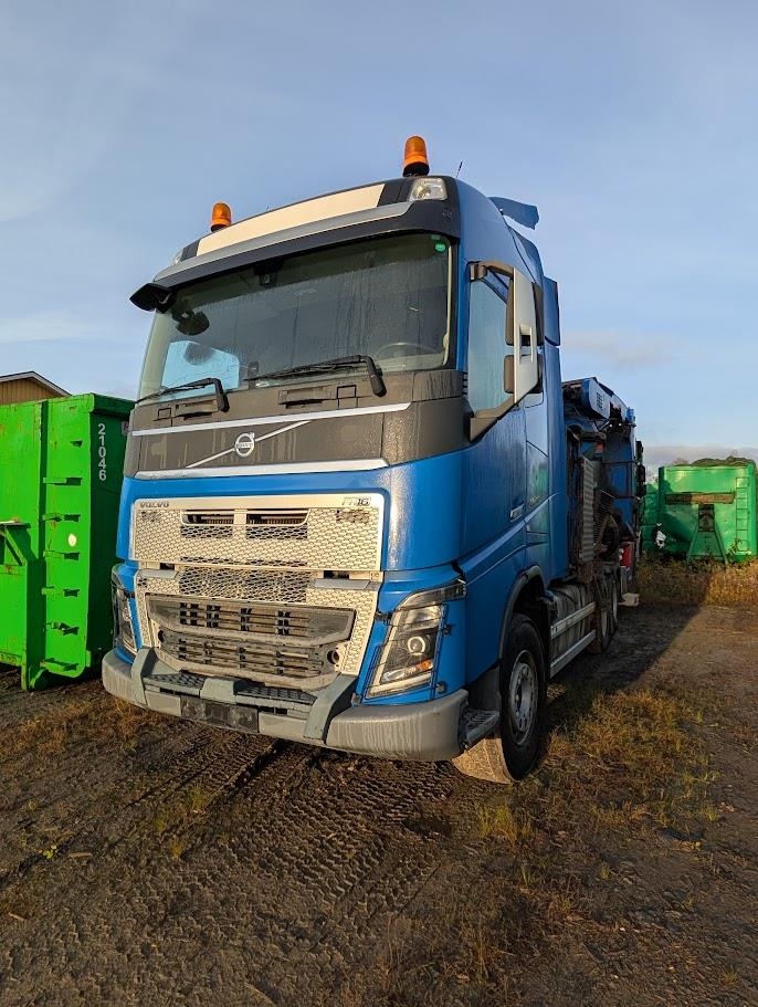 Volvo FH16 Wood Chip Truck