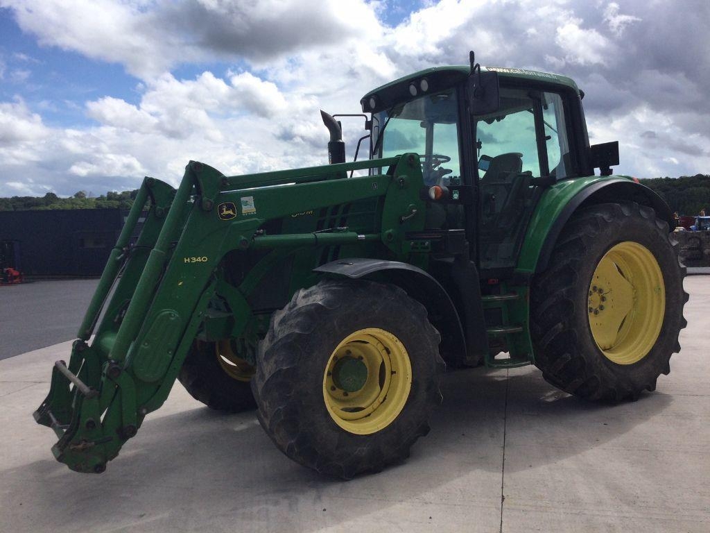 John Deere 6115M