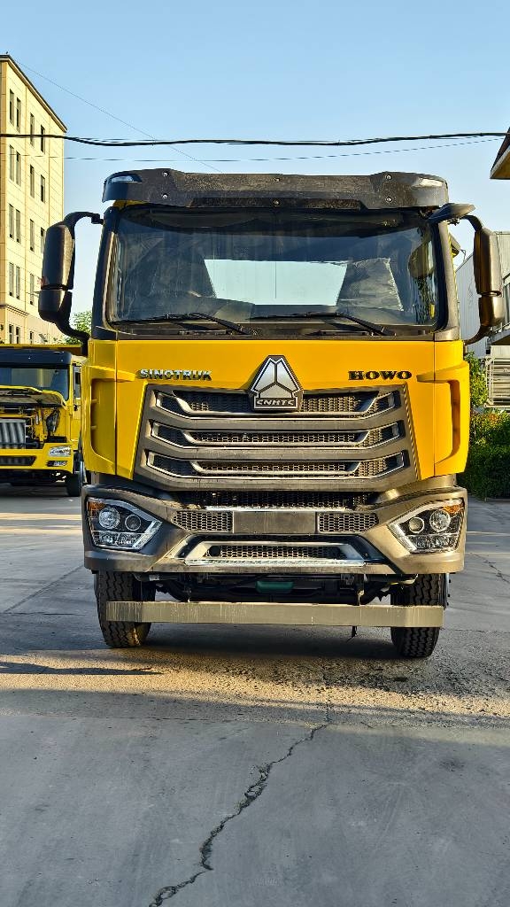 Sinotruk NX430