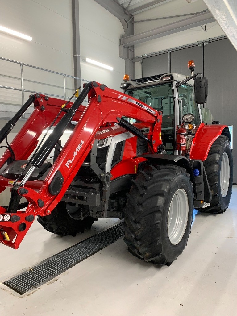 Massey Ferguson 6 S