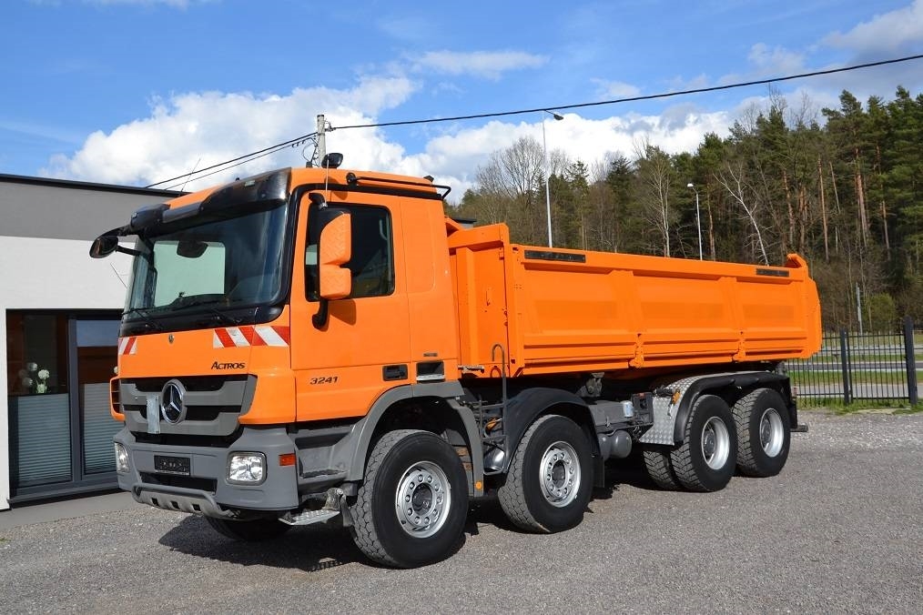 Mercedes-Benz Actros 3241 BORDMATIK