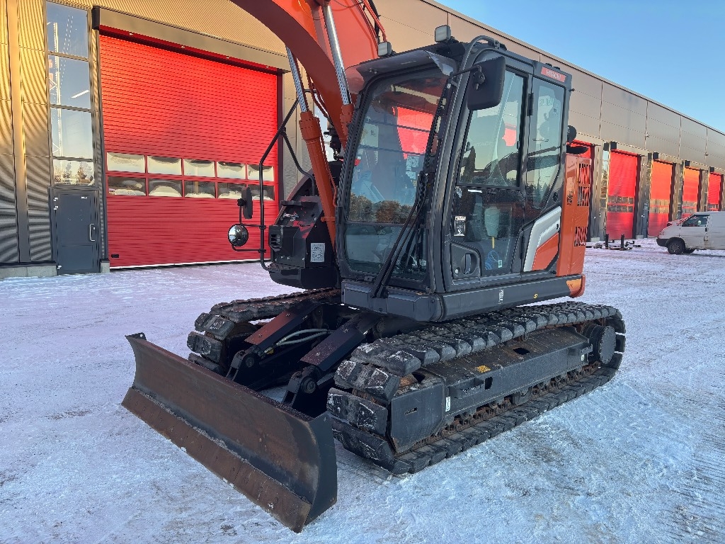 هيتاشي ZX 135 US-7 / آلة تجريبية، أعلى المعدات، المرحلة الخامسة kuva 2