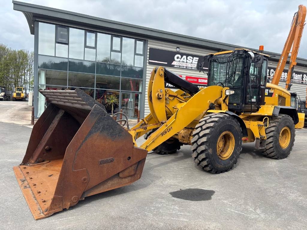 Chargeuse sur pneus Caterpillar 938M — occasion 2016, 8 761 h