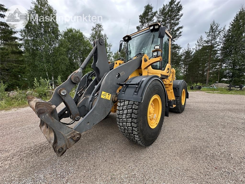 Volvo L90F